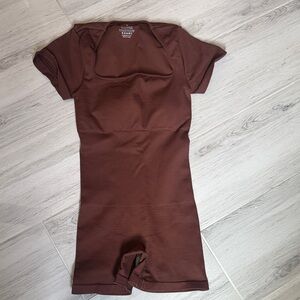 Brown Short Sleeve Bodysuit